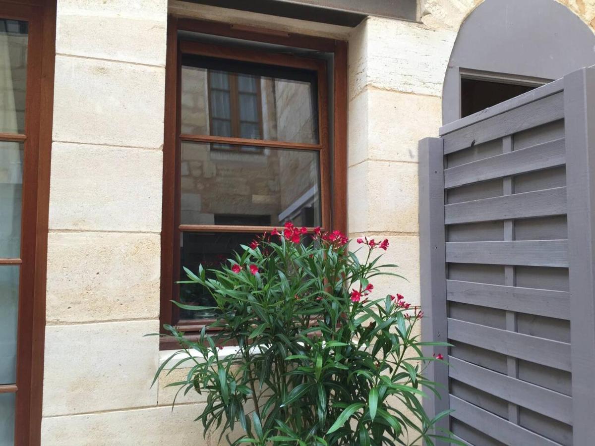 Ferienwohnung L'Atelier d'Auguste - Terrasse en plein cœur de Bordeaux Exterior foto